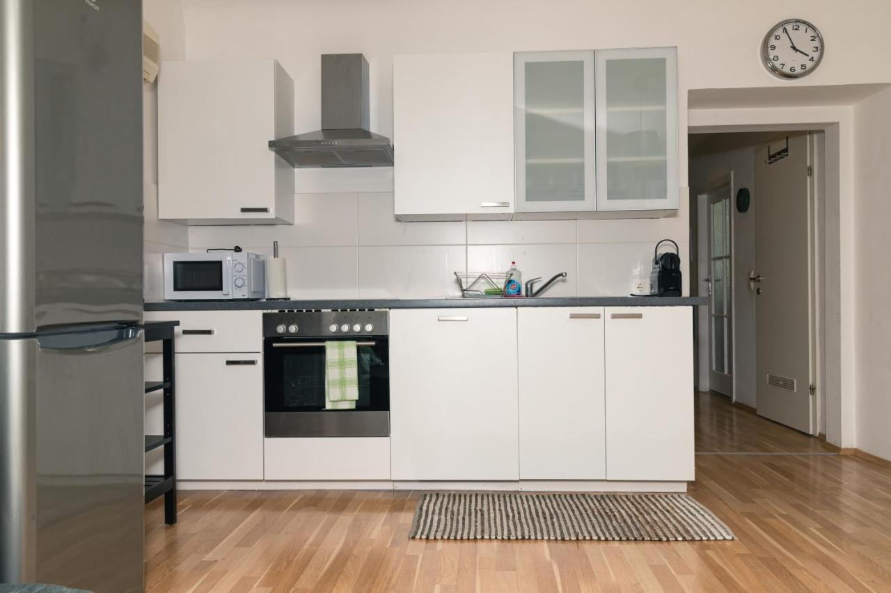 Milky Way Top Floor 2-Bedroom Apartment Air Condition Vienna Exterior photo